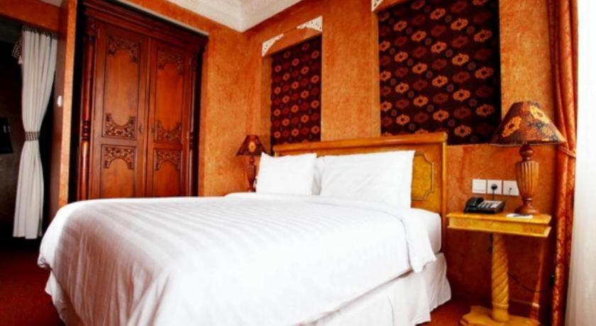 Amos Cozy Hotel Melawai Cakarta Dış mekan fotoğraf
