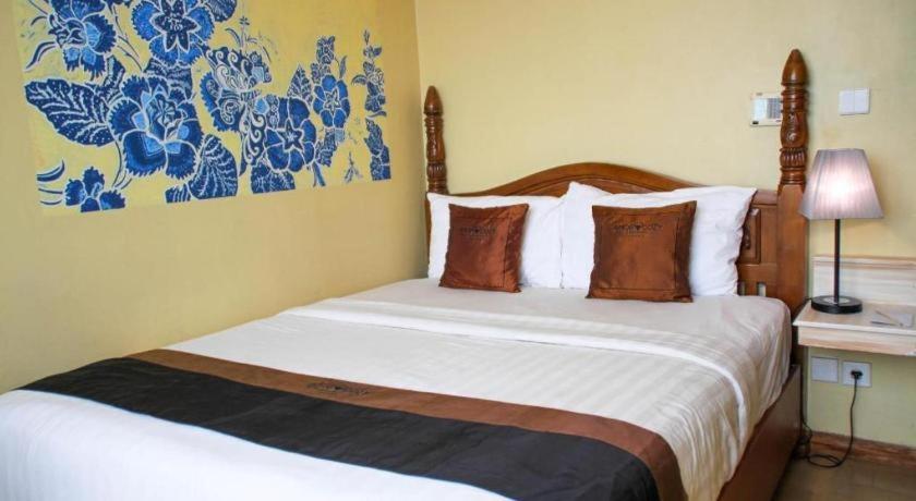 Amos Cozy Hotel Melawai Cakarta Dış mekan fotoğraf