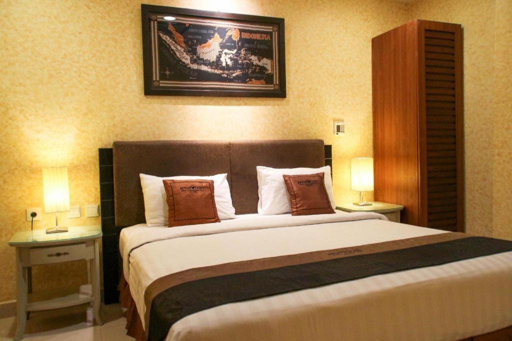 Amos Cozy Hotel Melawai Cakarta Dış mekan fotoğraf