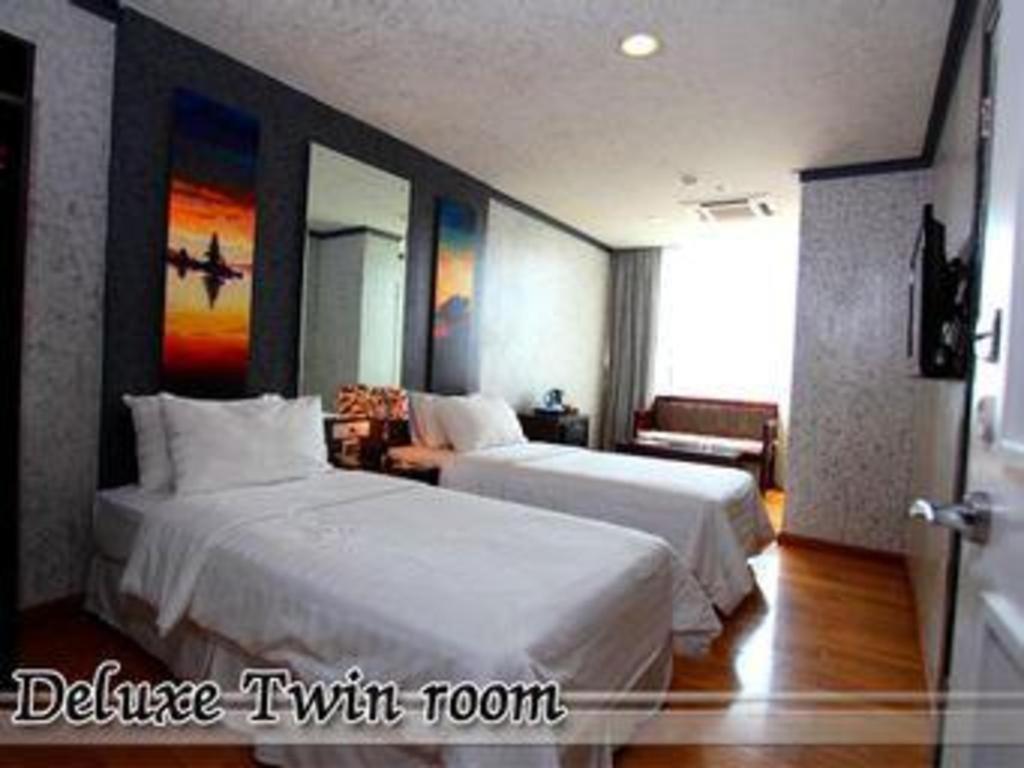 Amos Cozy Hotel Melawai Cakarta Dış mekan fotoğraf