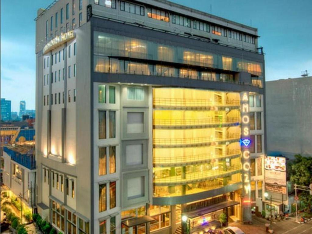 Amos Cozy Hotel Melawai Cakarta Dış mekan fotoğraf